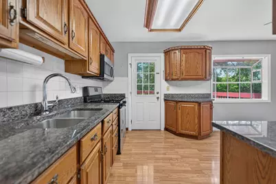 320 Hemlock Avenue, Romeoville, IL 60446 - Photo 7
