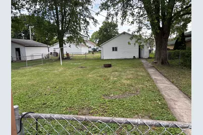 247 E Holmes Street, Paxton, IL 60957 - Photo 15