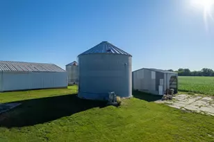 30319 Brookville A&b Rd, Lanark, IL 61046 - Photo 77