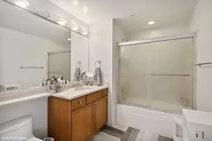 200 N Jefferson St, Chicago, IL 60661 - Photo 11