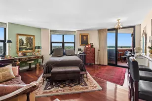 3660 N Lake Shore Dr, Chicago, IL 60613 - Photo 3