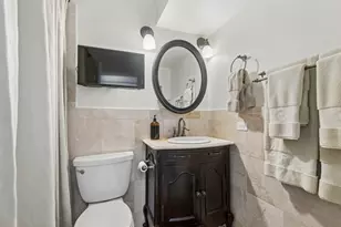 3660 N Lake Shore Dr, Chicago, IL 60613 - Photo 17