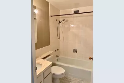 6171 N Sheridan Road #405, Chicago, IL 60660 - Photo 9