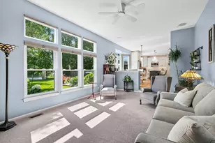 18461 W Meander Dr N, Grayslake, IL 60030 - Photo 17