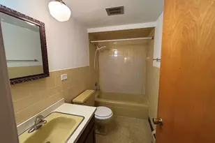 581 Burlington Ave, Clarendon Hills, IL 60514 - Photo 7