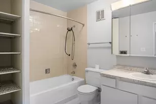 1515 Central Rd, Arlington Heights, IL 60005 - Photo 19