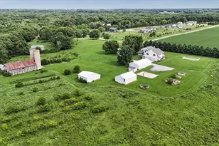 1090 Bucks Pond Rd, Monticello, IL 61856 - Photo 119