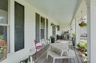 1090 Bucks Pond Rd, Monticello, IL 61856 - Photo 11