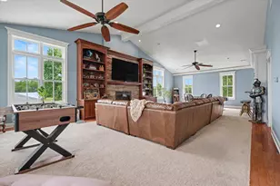 1090 Bucks Pond Rd, Monticello, IL 61856 - Photo 63
