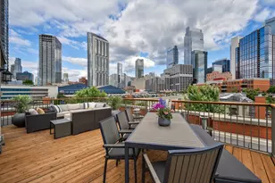 461 N Clinton St, Chicago, IL 60654 - Photo 27