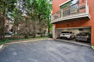 461 N Clinton St, Chicago, IL 60654 - Photo 31