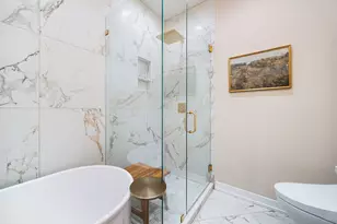 4042 N Western Ave, Chicago, IL 60618 - Photo 15