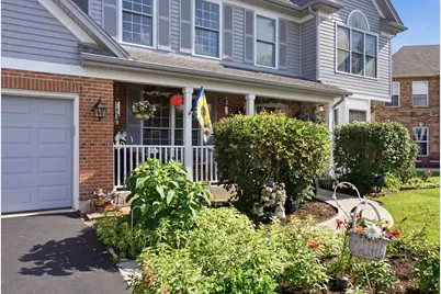 608 Lindsay Circle, North Aurora, IL 60542 - Photo 3
