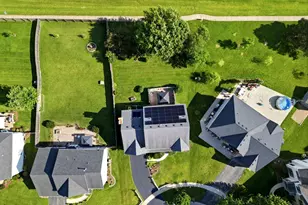 608 Lindsay Cir, North Aurora, IL 60542 - Photo 47
