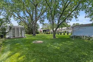 34 Paxton Ln, Schaumburg, IL 60194 - Photo 29