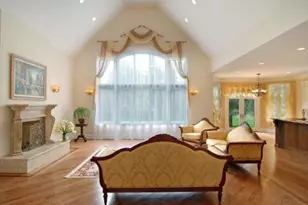 1801 Chapel Ct, Northbrook, IL 60062 - Photo 3