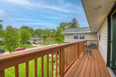 591 Sussex Court, Elk Grove Village, IL 60007 - Photo 17