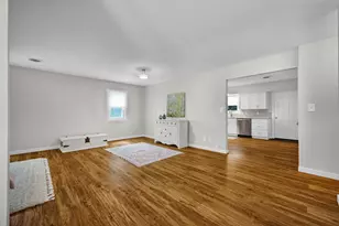 205 S Cottage Ave, Normal, IL 61761 - Photo 3
