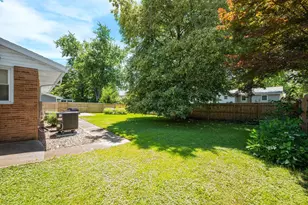 205 S Cottage Ave, Normal, IL 61761 - Photo 29