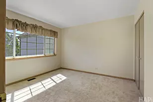 80 N Southport Rd, Mundelein, IL 60060 - Photo 19