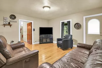 675 E 1950 North Road, Monticello, IL 61856 - Photo 17