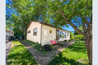 291 3rd Street, Wheeling, IL 60090 - Photo 3
