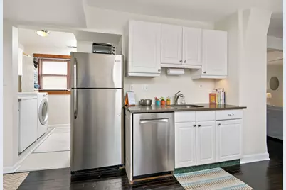 1512 W School Street #3, Chicago, IL 60657 - Photo 5