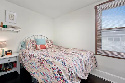 1512 W School Street #3, Chicago, IL 60657 - Photo 7