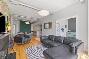 1245 W George St, Chicago, IL 60657 - Photo 5
