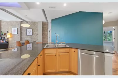 1245 W George Street #201, Chicago, IL 60657 - Photo 11