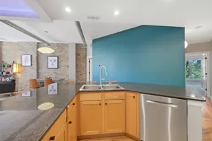 1245 W George St, Chicago, IL 60657 - Photo 11