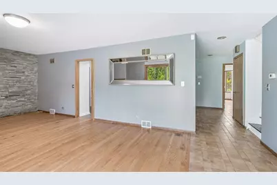 1191 Hunters Lane, Libertyville, IL 60048 - Photo 19