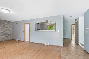 1191 Hunters Ln, Libertyville, IL 60048 - Photo 19