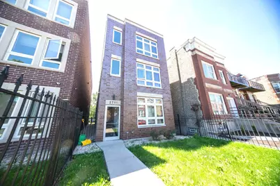 2711 W Polk Street, Chicago, IL 60612 - Photo 3