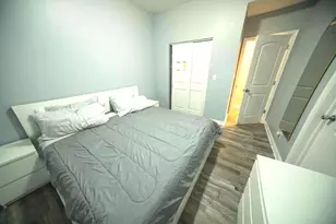 2711 W Polk St, Chicago, IL 60612 - Photo 9