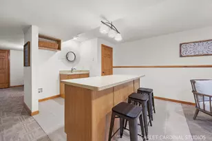 1050 Aster Ln, West Chicago, IL 60185 - Photo 35