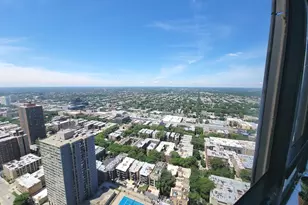 5415 N Sheridan Rd, Chicago, IL 60640 - Photo 3