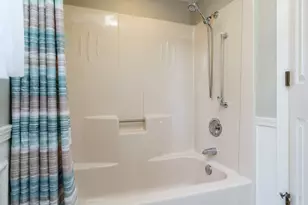 5461 Blackthorn Dr, Rockford, IL 61107 - Photo 35