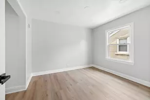 2830 W Summerdale Ave, Chicago, IL 60625 - Photo 7