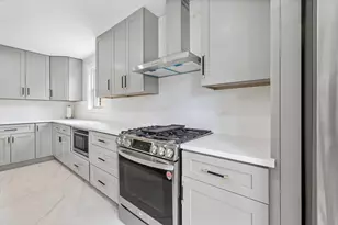 2830 W Summerdale Ave, Chicago, IL 60625 - Photo 15