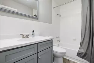 641 Clover Rd, Wauconda, IL 60084 - Photo 27