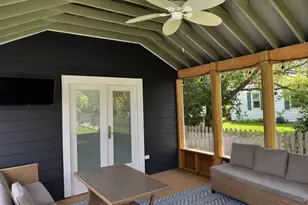 1225 Ash St, Saint Charles, IL 60174 - Photo 3