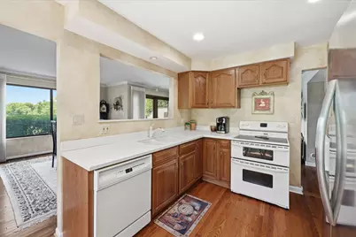 640 Old Barn Road #C, Lake Barrington, IL 60010 - Photo 13