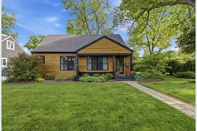 607 E Frederick Street, Arlington Heights, IL 60004 - Photo 1