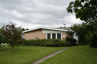 54 Fernwood Drive, Glenview, IL 60025 - Photo 1