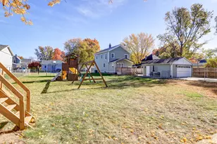 1303 Johnson Ave, Sterling, IL 61081 - Photo 33