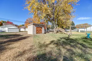 1303 Johnson Ave, Sterling, IL 61081 - Photo 31