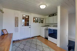 1303 Johnson Ave, Sterling, IL 61081 - Photo 17