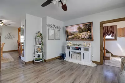 1303 Johnson Avenue, Sterling, IL 61081 - Photo 7