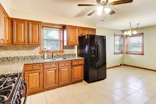 3258 W 84th St, Chicago, IL 60652 - Photo 9